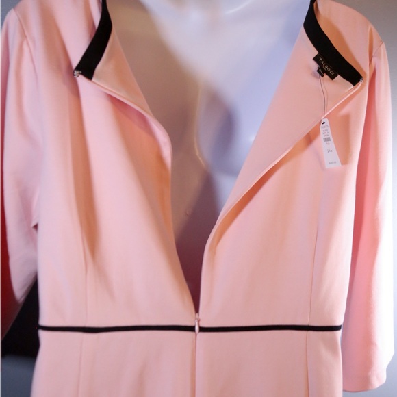 Talbots TIPPED PONTE SHEATH DRESS - SCALLOP PINK - Picture 5 of 9